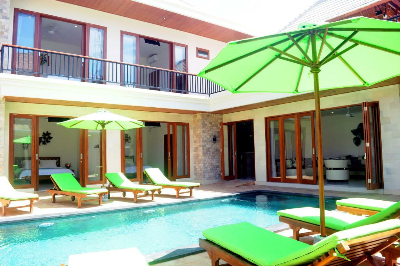 Pineapple Villa Sanur Exterior foto